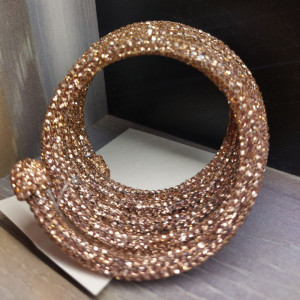 Bratara de sarpe din metal cu pietricele. Photo 3